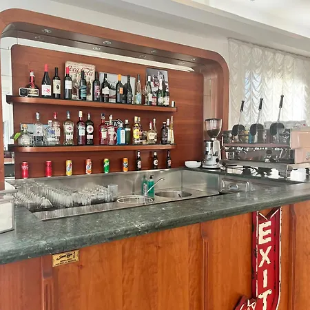 Columbia Frontemare 3*