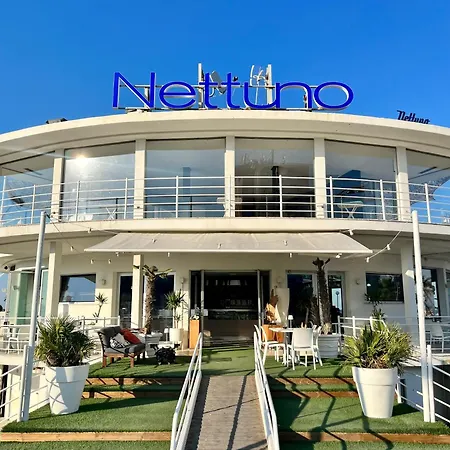 Hotel Columbia Frontemare Rimini