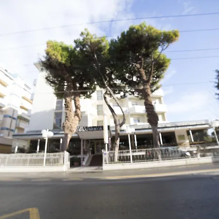 Columbia Frontemare Hotel 3*