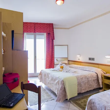 Columbia Frontemare Hotel Rimini
