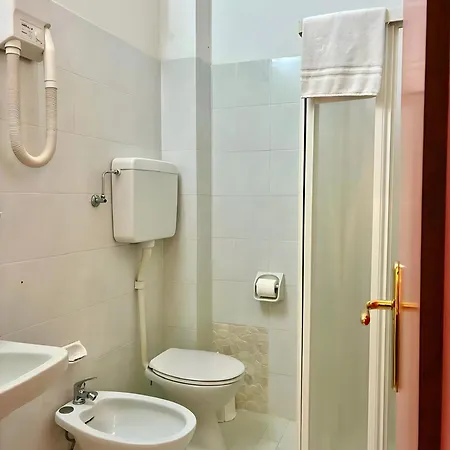 Hotel Columbia Frontemare Rimini