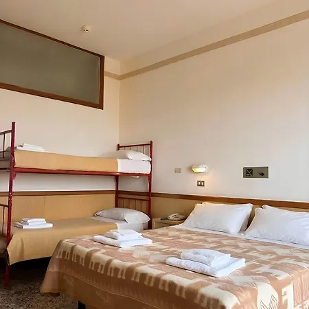 Hotel Columbia Frontemare Rimini
