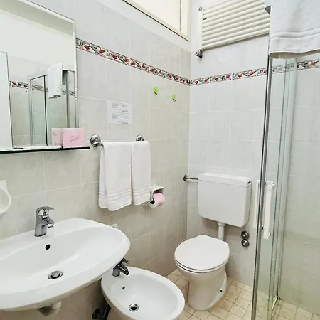 Columbia Frontemare 3* Rimini