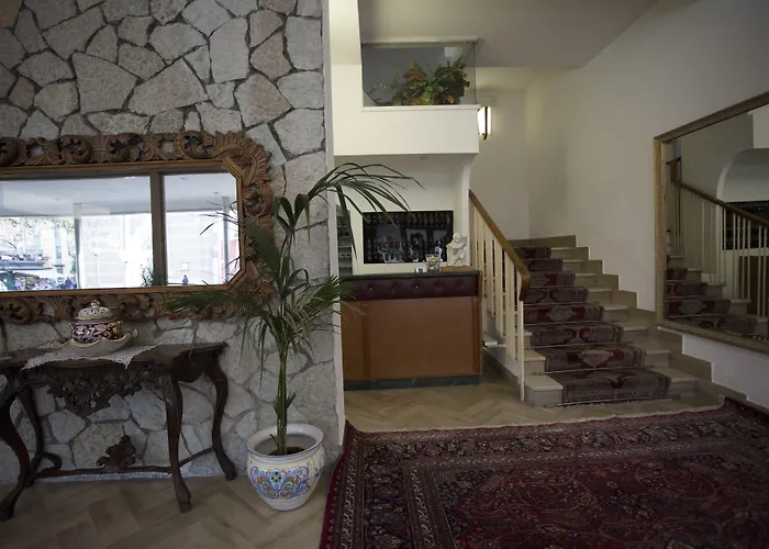 Columbia Frontemare Hotel Rimini