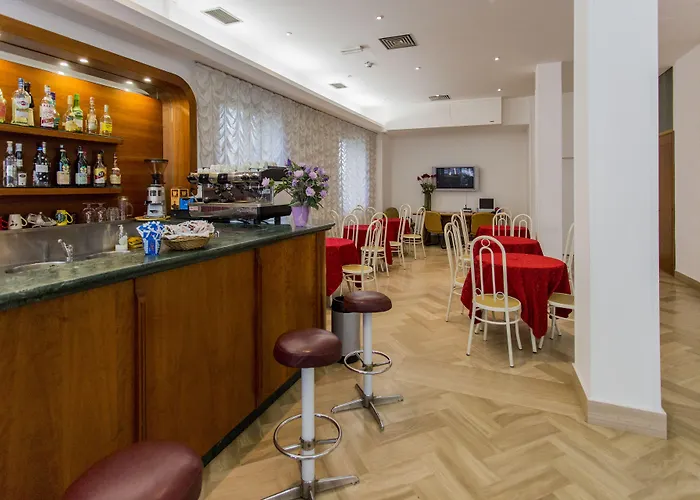 Columbia Frontemare Hotel Rimini