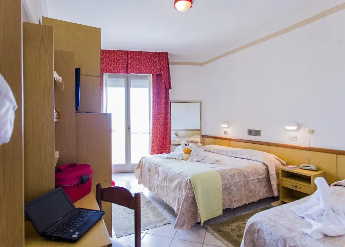 Columbia Frontemare Hotel Rimini