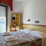 Hotel Columbia Frontemare 3*