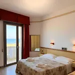 Columbia Frontemare Rimini