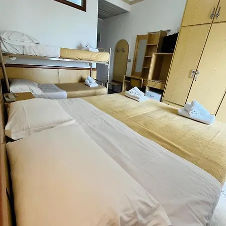 Columbia Frontemare 3* Rimini