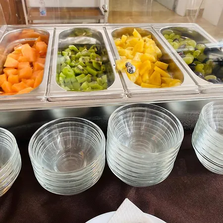 Hotel Columbia Frontemare 3*